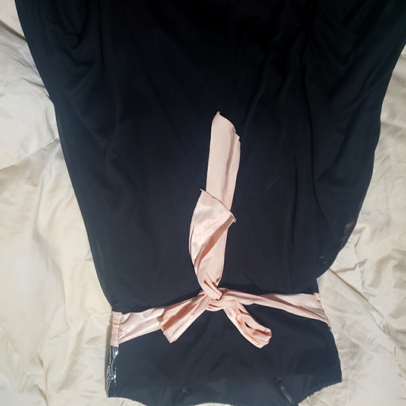 Reitman formal dress - Picture 3 of 3